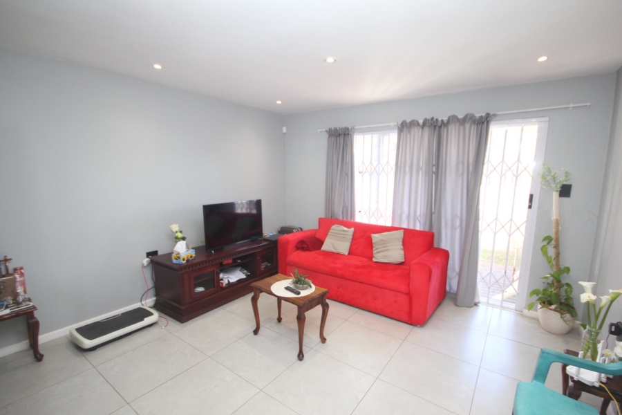 2 Bedroom Property for Sale in Berea Eastern Cape